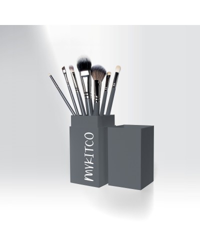 MY SMALL ESSENTIAL BRUSH SET - MYKITCO