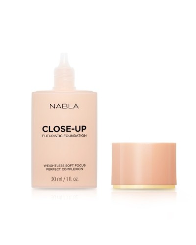 Close-Up Futuristic Foundation L30 - Nabla
