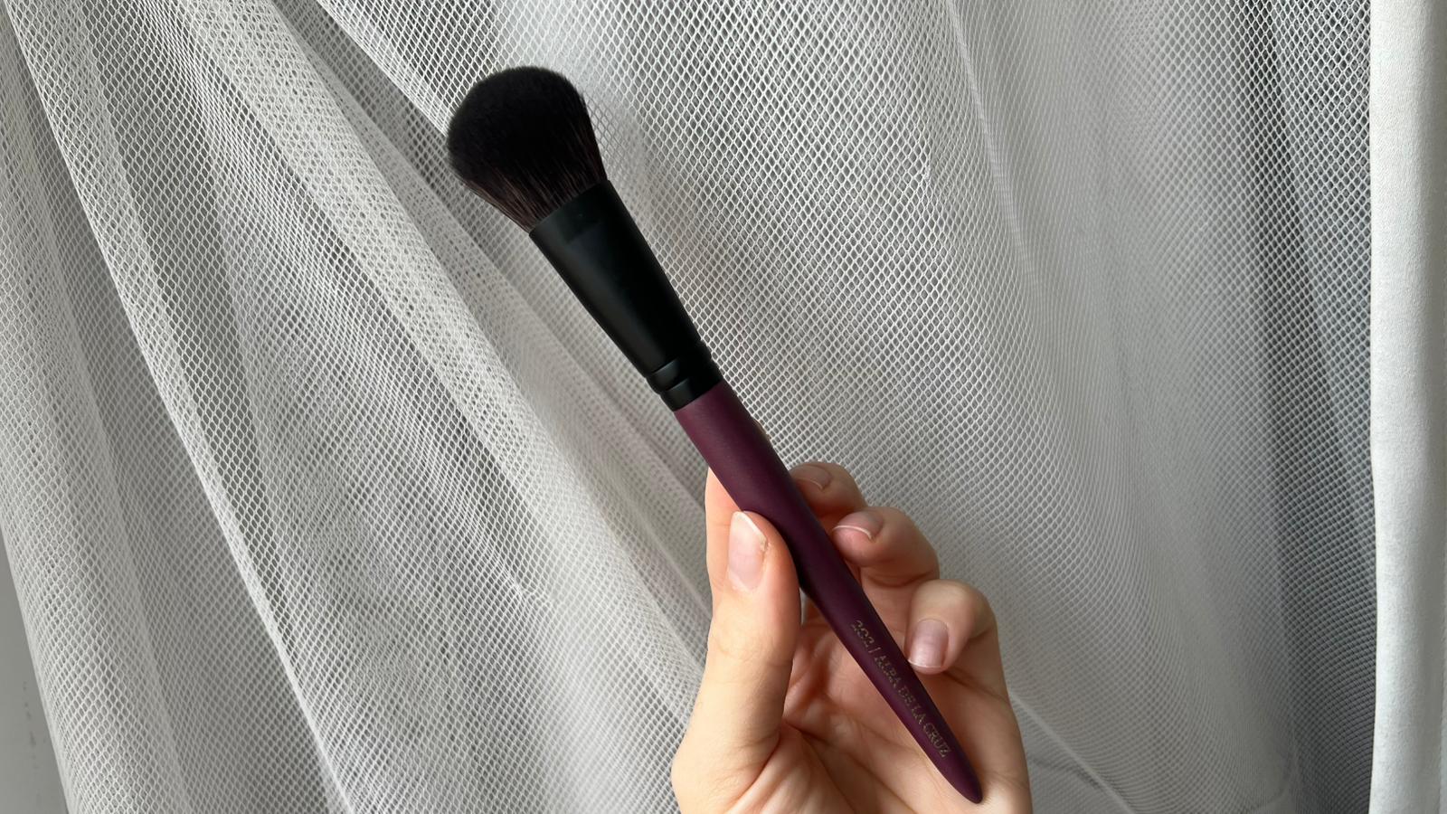 brocha 202 ibbrushes x alba de la cruz