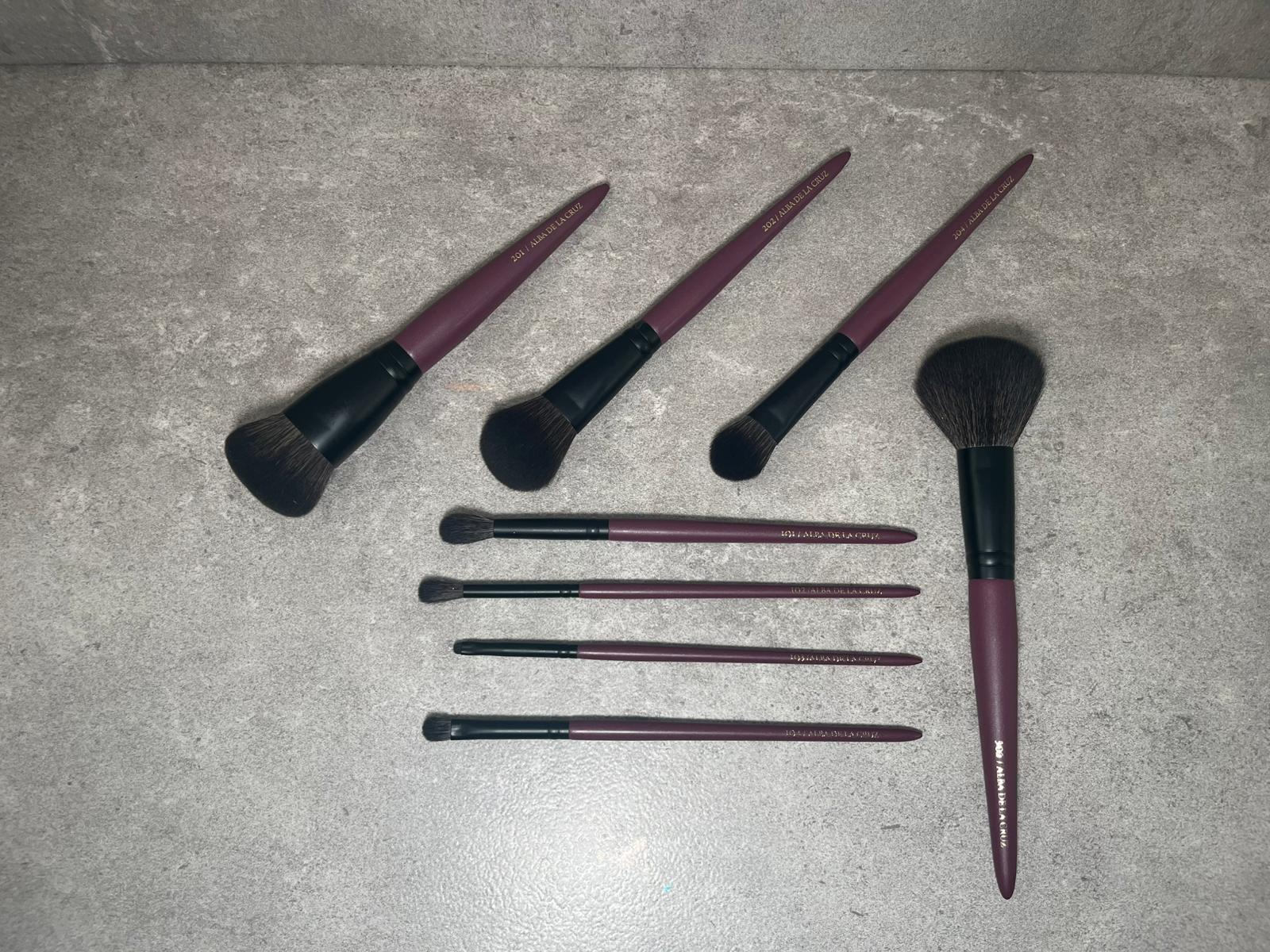 alba de la cruz brochas