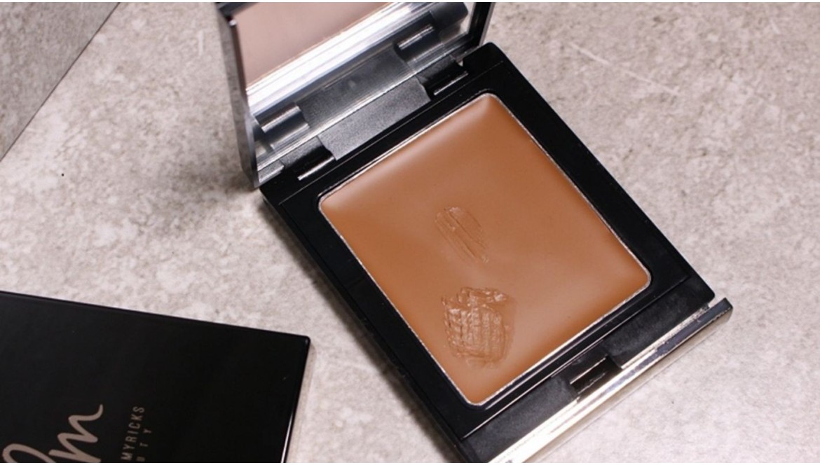 Descubre los Balm Contour de Danessa Myricks